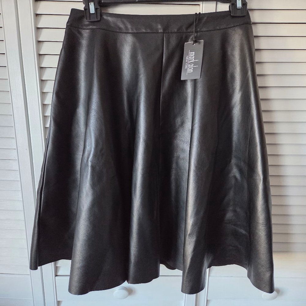 Women's Mark Alan New York Black Faux Leather A-Line Skirt S